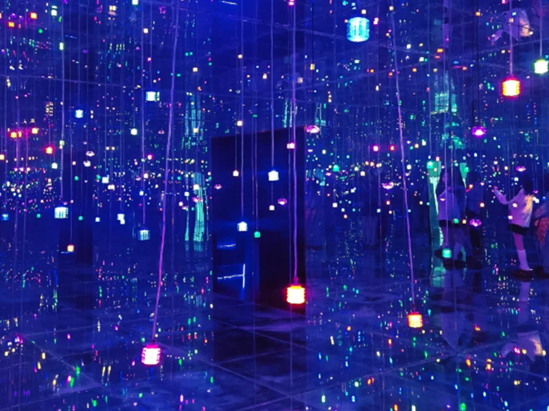 奇幻境宫